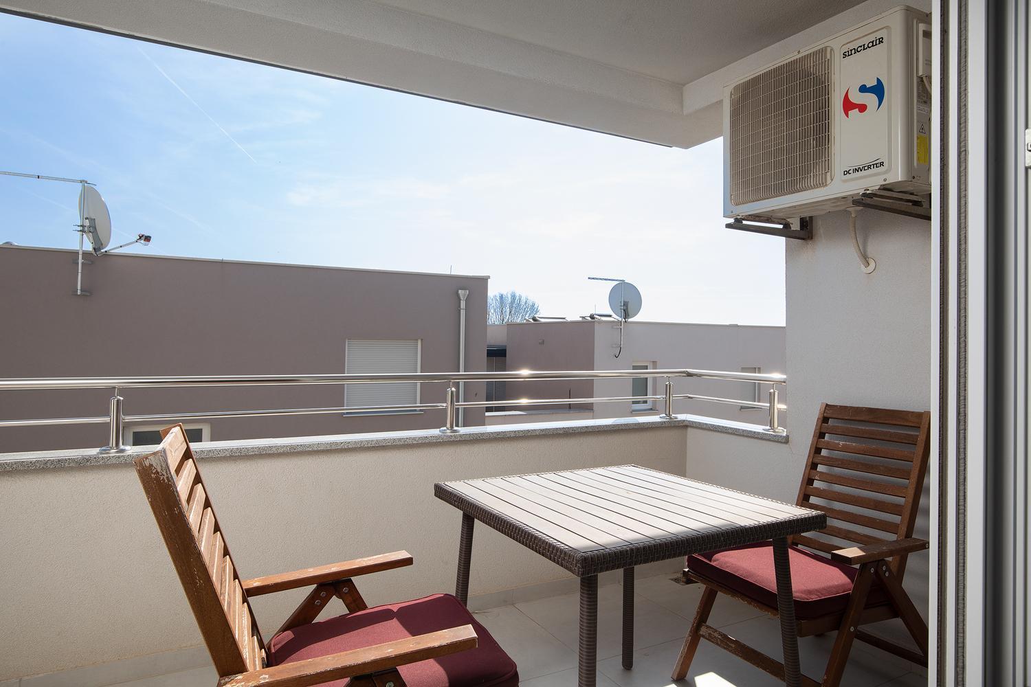 Sale El Sol Apartment